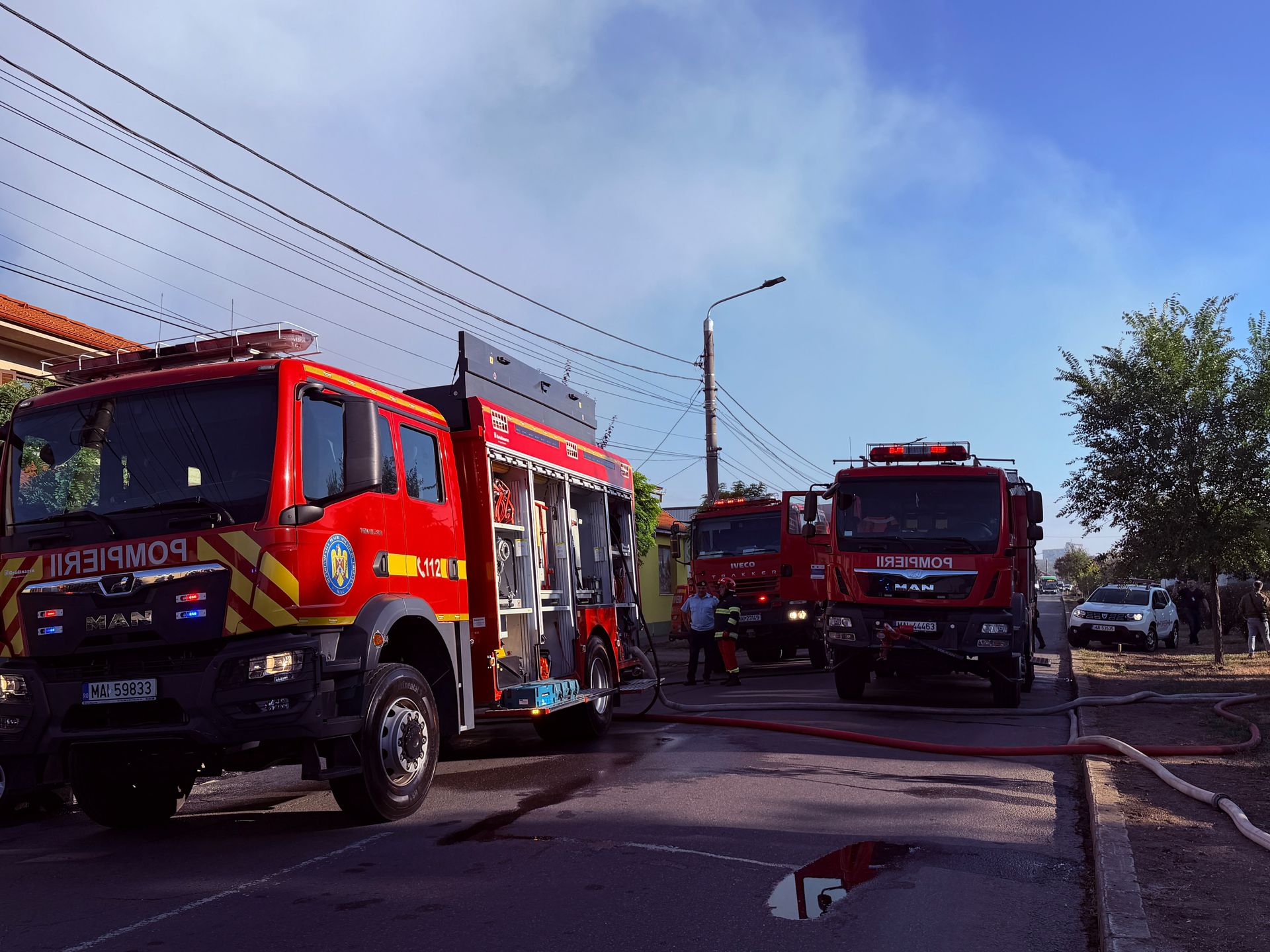 Incendiu puternic la o hală de depozitare de pe strada Cloșca din Satu Mare